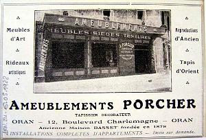 Oran Pub Ameublement 018